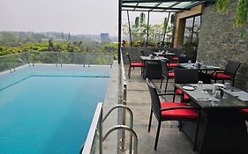 Quality Inn Rockwell Grand-Bangalore International Airport